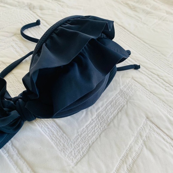 Hollister Ruffle Navy Blue 2 Piece Bikini XS M - Picture 4 of 8